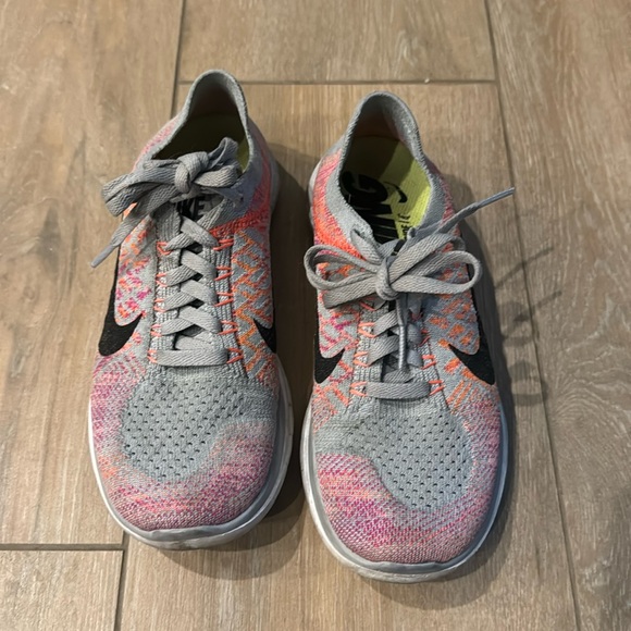 Nike Shoes - Women’s Nike free 4.0 Running Shoes